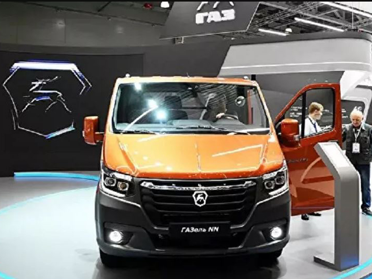 Rus otomotiv devi GAZ Türkiye’deki fabrikada yeni nesil GAZelle otomobilinin üretimine başladı